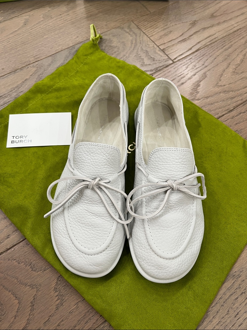 Tory Burch The Boaty white Loafers, size US 6.5, brand new